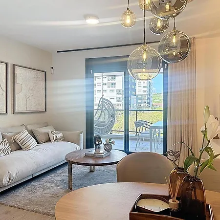 Hanami Luxury Connecta Apartment Estepona